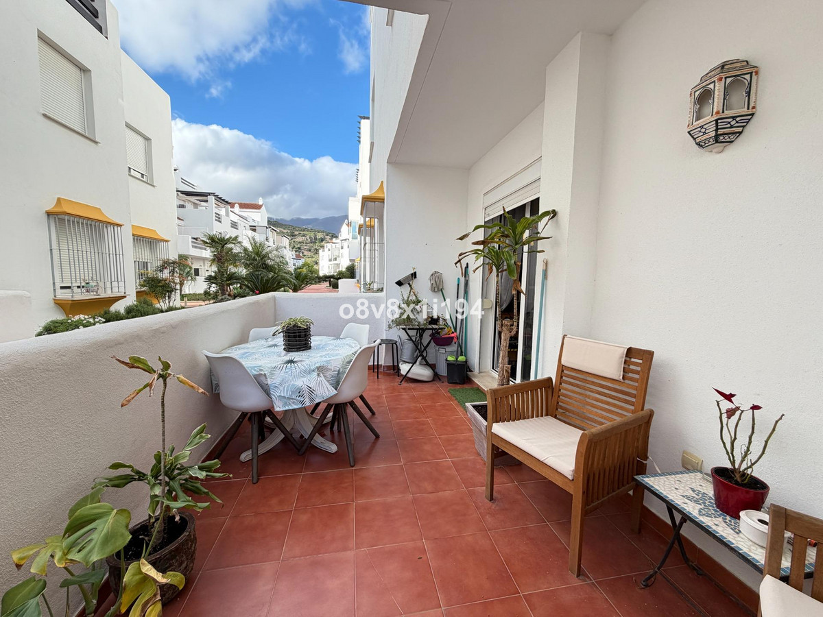 Se vende Apartamento Planta Media de 2 dormitorios en Costa Del Sol, Málaga, España