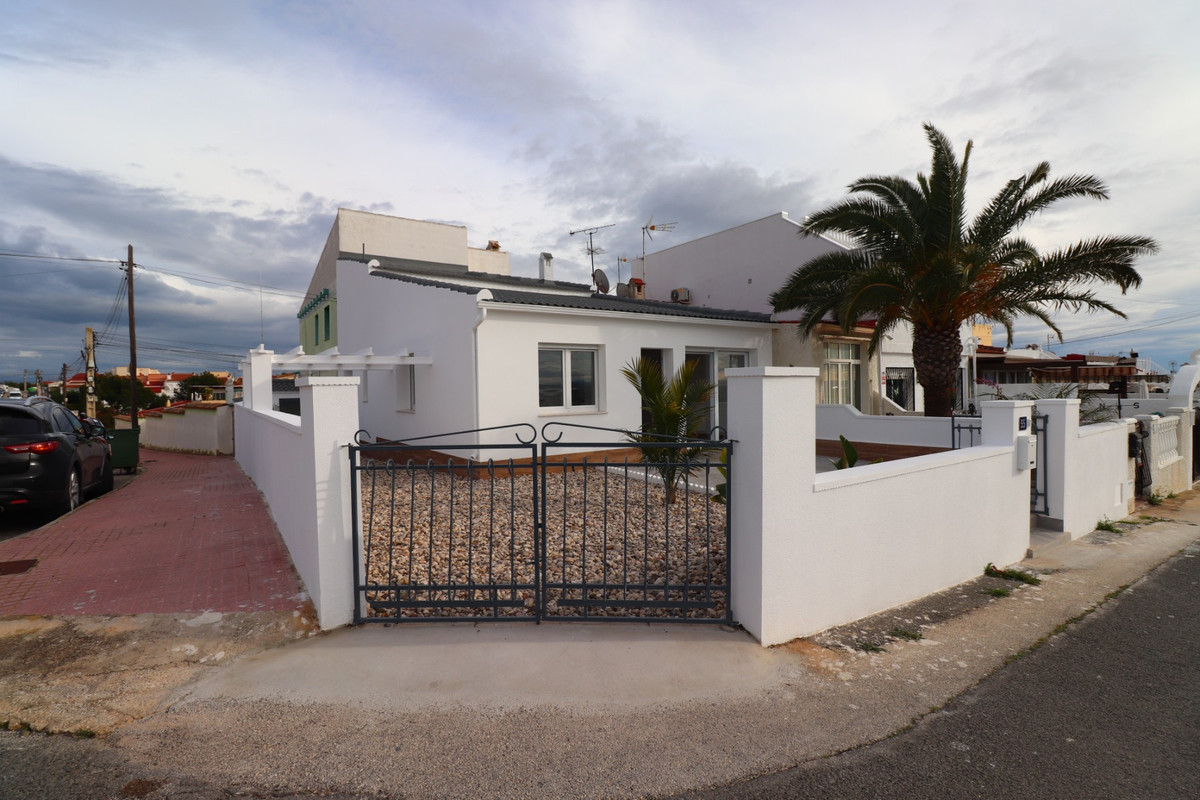 3 Bed Townhouse for sale in Ciudad Quesada Costa Blanca, Alicante, Spain