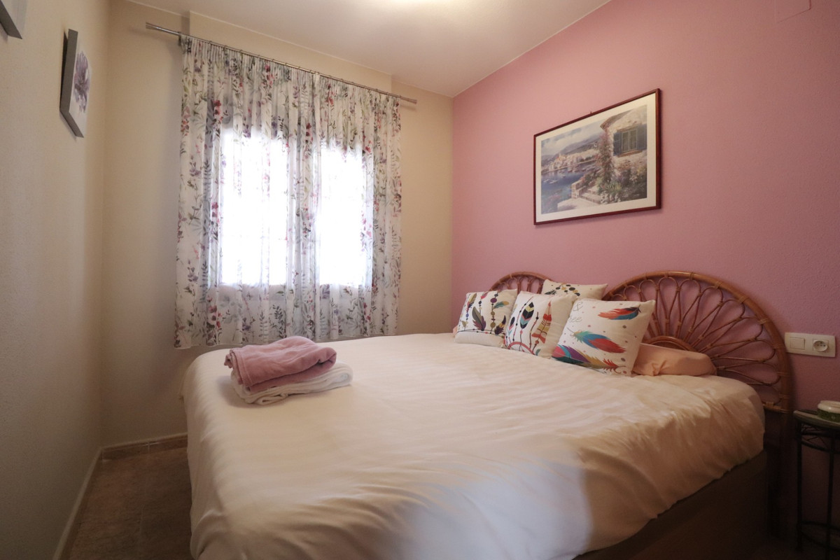 Se vende Villa - Chalet de 3 dormitorios en Costa Blanca, Alicante, España