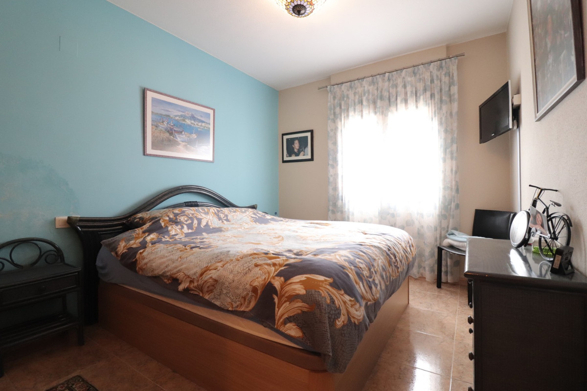 Se vende Villa - Chalet de 3 dormitorios en Costa Blanca, Alicante, España