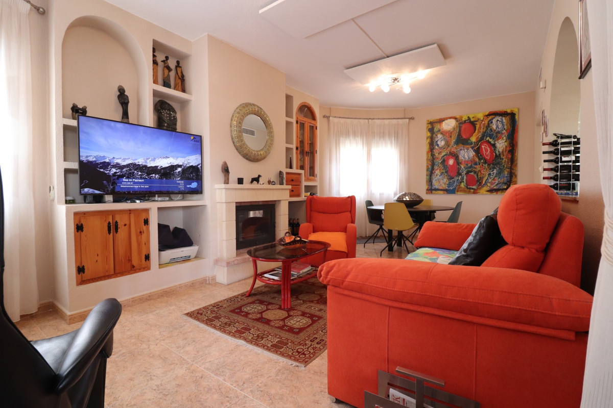 Se vende Villa - Chalet de 3 dormitorios en Costa Blanca, Alicante, España