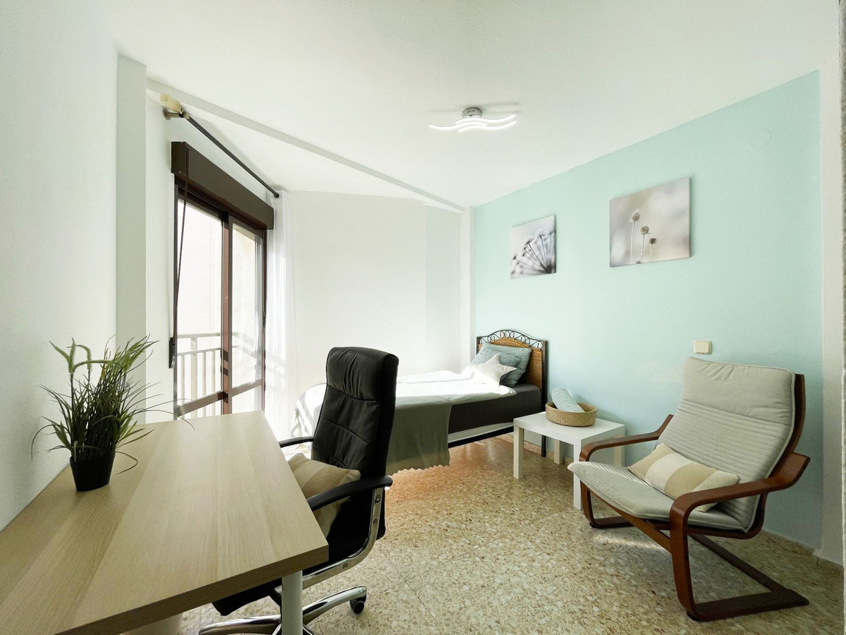 Se vende Apartamento Planta Media de 3 dormitorios en Costa Blanca, Alicante, España
