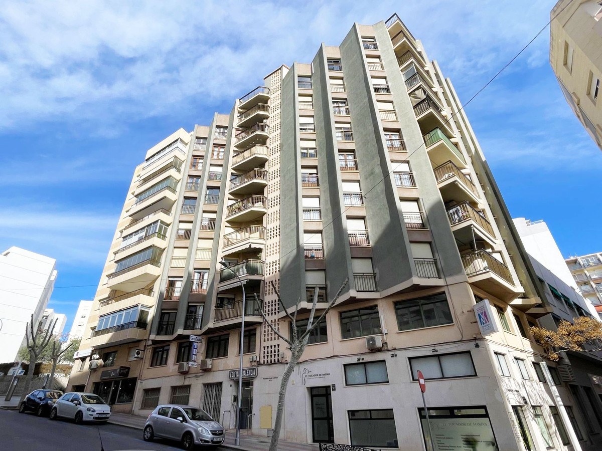 Se vende Apartamento Planta Media de 3 dormitorios en Costa Blanca, Alicante, España