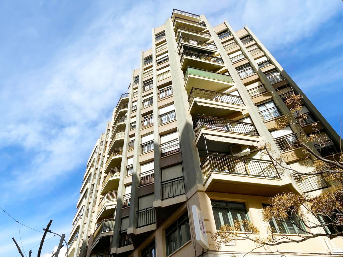 Se vende Apartamento Planta Media de 3 dormitorios en Costa Blanca, Alicante, España