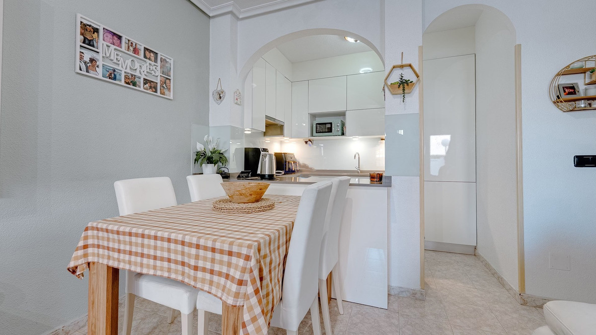 2 Bed Townhouse for sale in Playa Flamenca Costa Blanca, Alicante, Spain