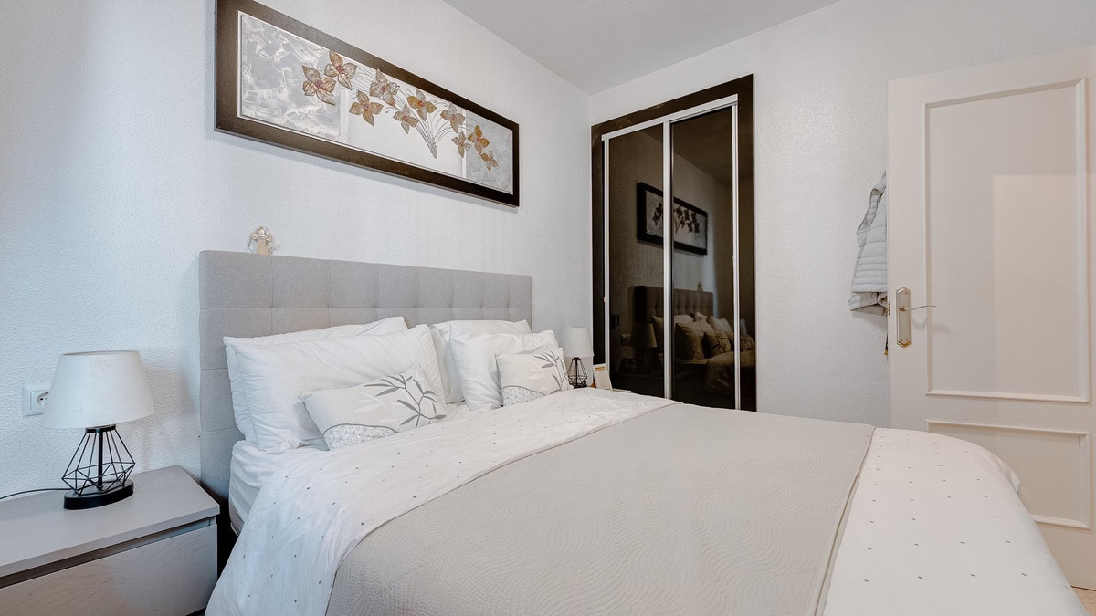 2 Bed Townhouse for sale in Playa Flamenca Costa Blanca, Alicante, Spain