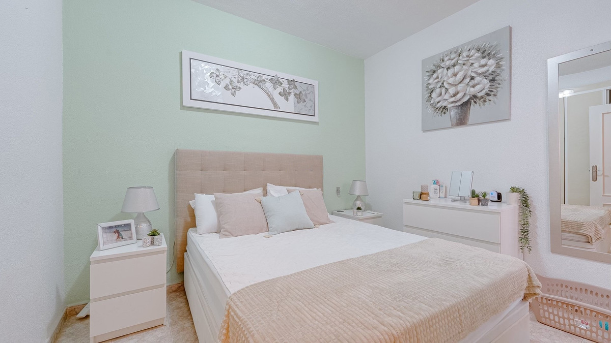 2 Bed Townhouse for sale in Playa Flamenca Costa Blanca, Alicante, Spain