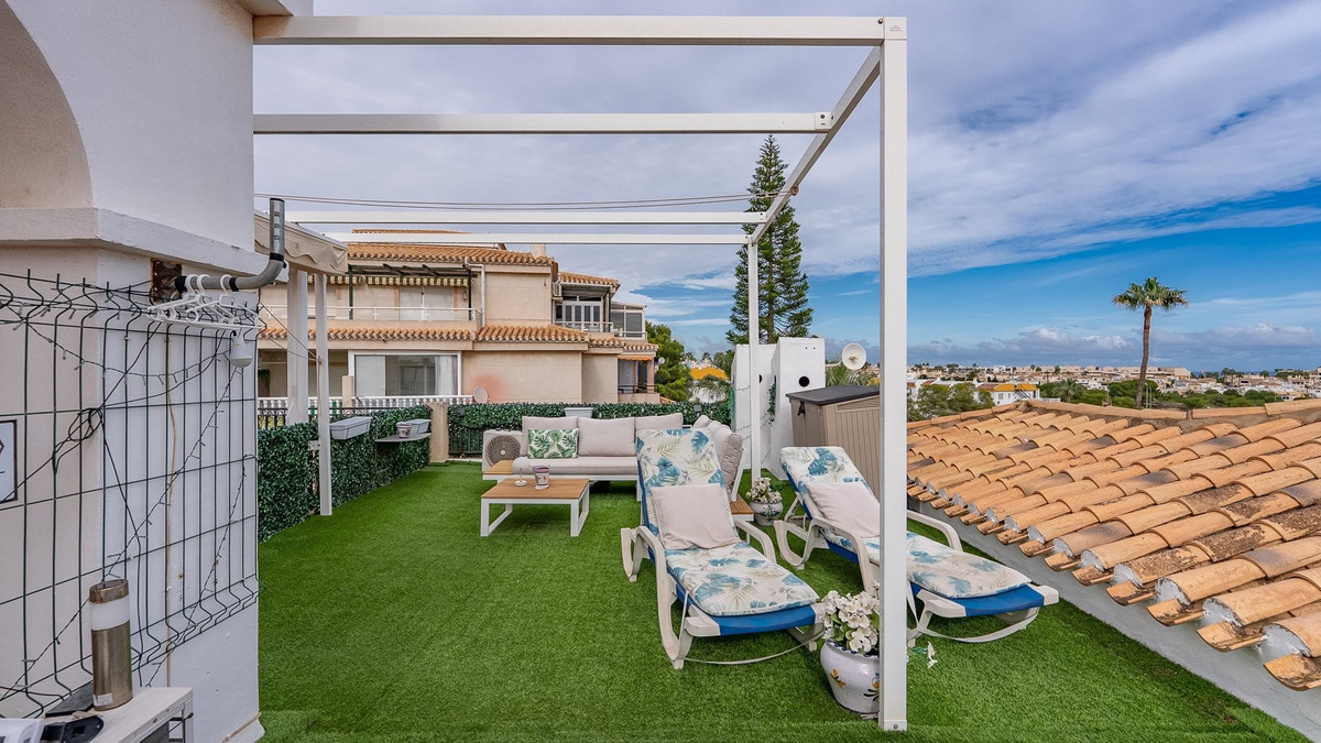2 Bed Townhouse for sale in Playa Flamenca Costa Blanca, Alicante, Spain