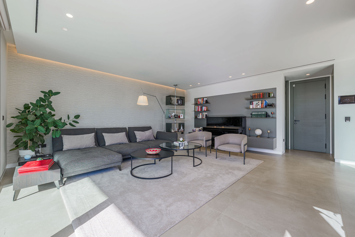 Se vende Villa - Chalet de 3 dormitorios en Costa Del Sol, Málaga, España