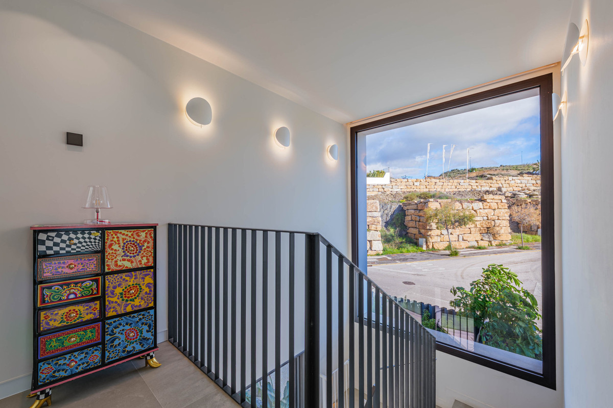 Se vende Villa - Chalet de 3 dormitorios en Costa Del Sol, Málaga, España