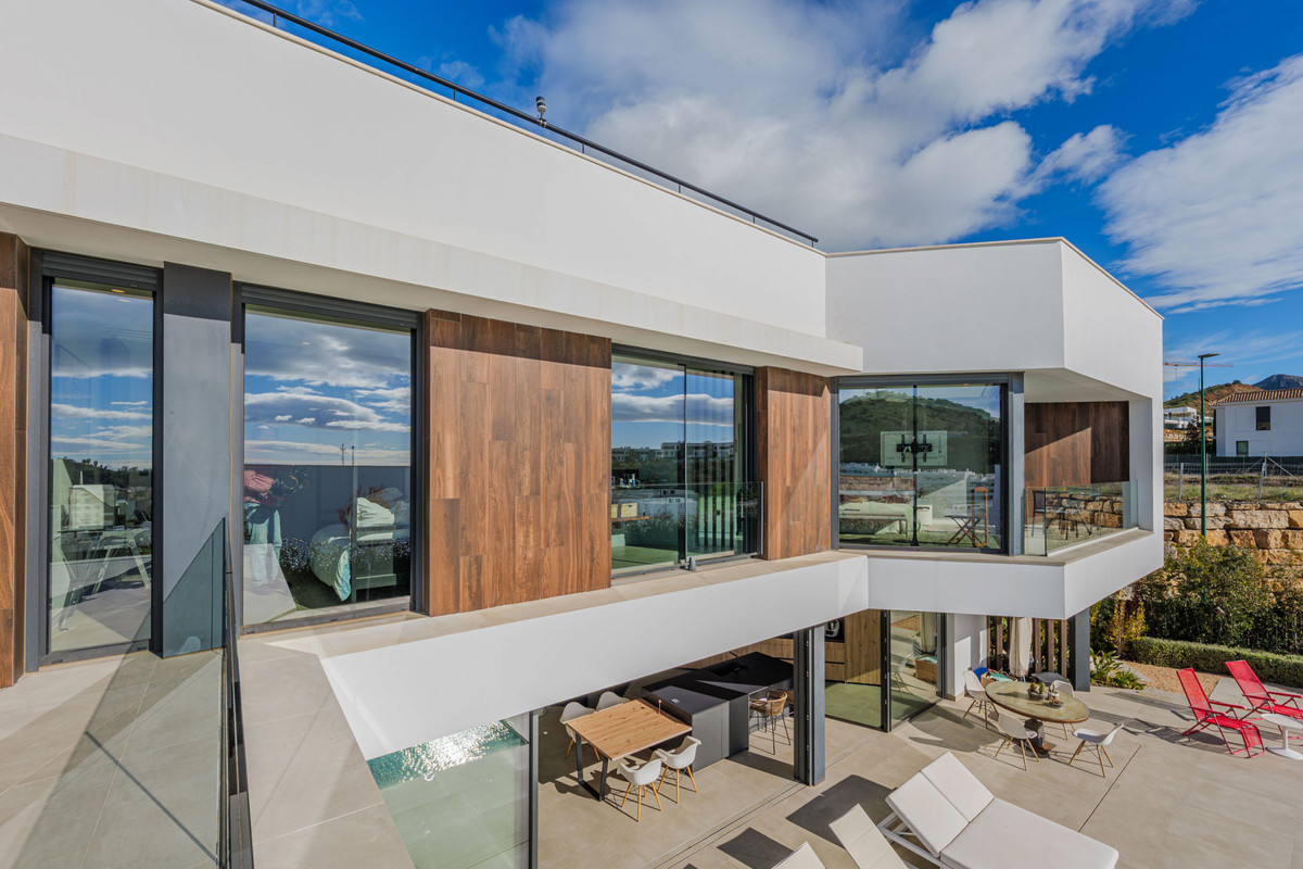 Se vende Villa - Chalet de 3 dormitorios en Costa Del Sol, Málaga, España