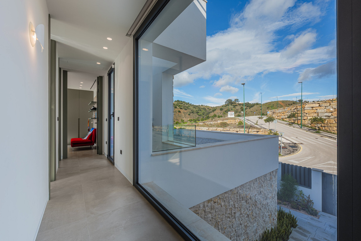 Se vende Villa - Chalet de 3 dormitorios en Costa Del Sol, Málaga, España
