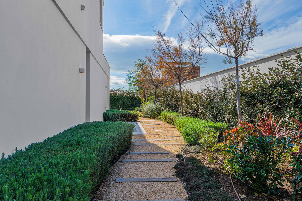 Se vende Villa - Chalet de 3 dormitorios en Costa Del Sol, Málaga, España