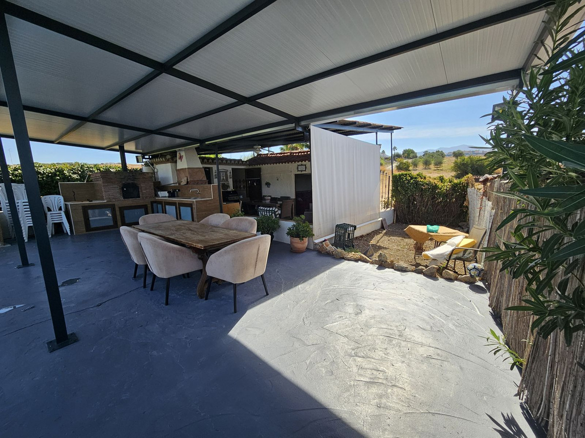 1 Bed Townhouse for sale in Coín Costa Del Sol, Málaga, Spain