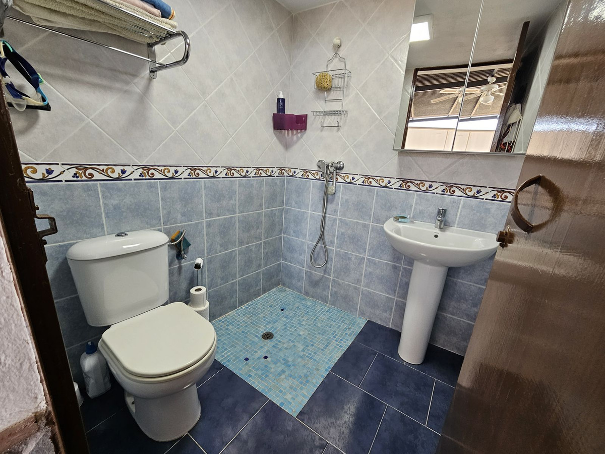 1 Bed Townhouse for sale in Coín Costa Del Sol, Málaga, Spain