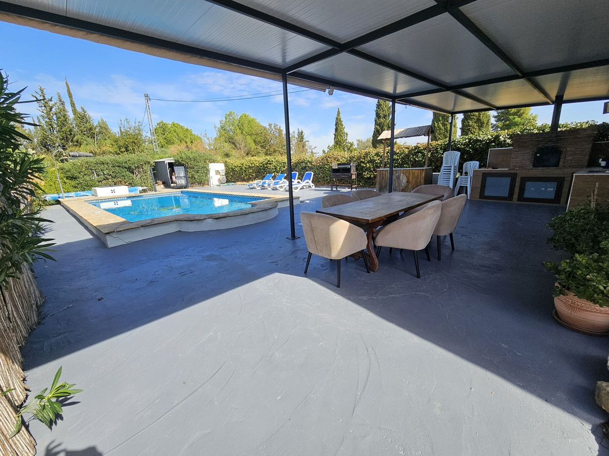 1 Bed Townhouse for sale in Coín Costa Del Sol, Málaga, Spain