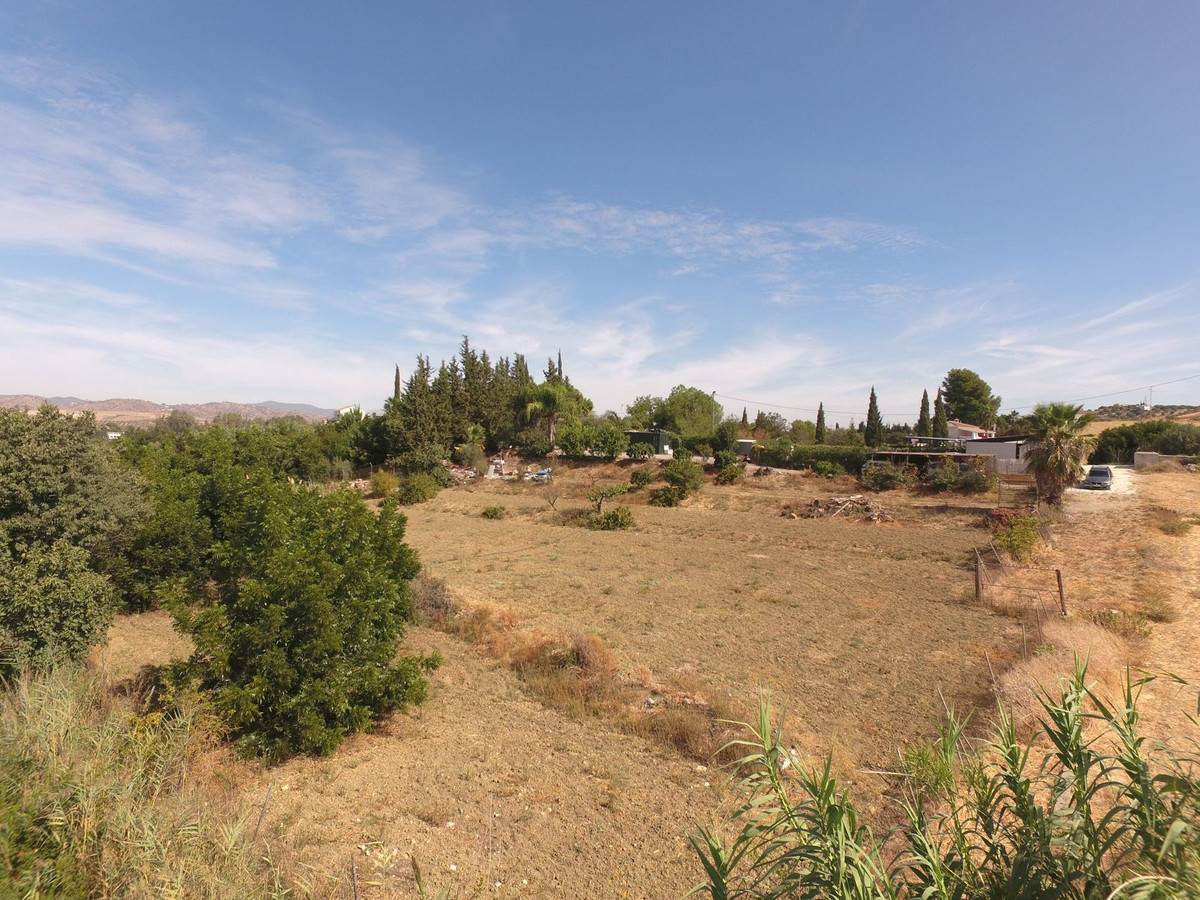 1 Bed Townhouse for sale in Coín Costa Del Sol, Málaga, Spain