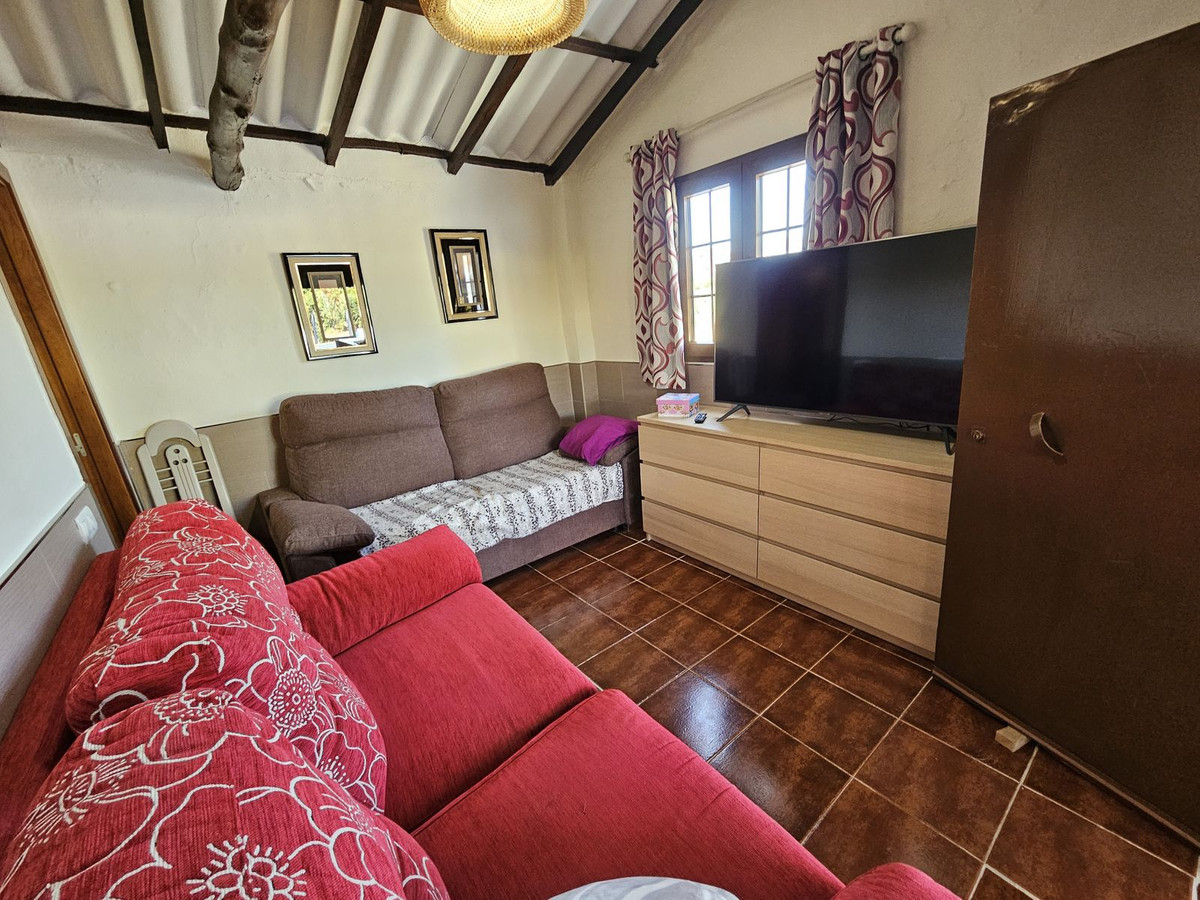 1 Bed Townhouse for sale in Coín Costa Del Sol, Málaga, Spain