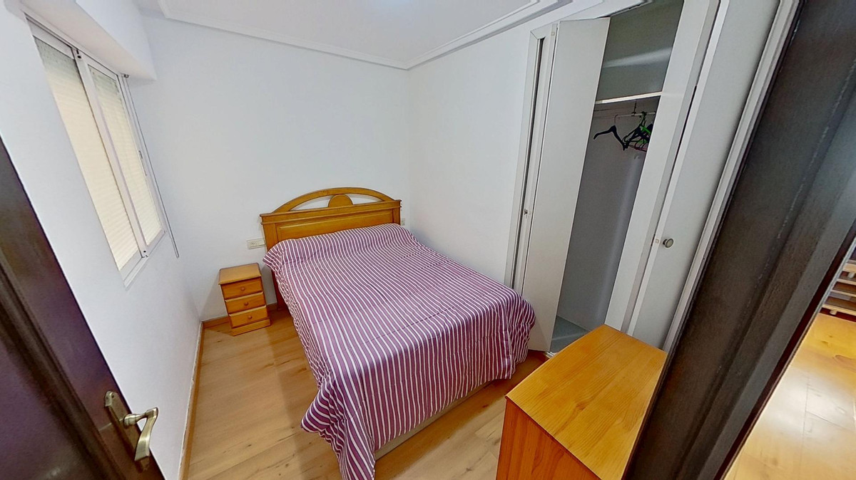Se vende Apartamento Planta Media de 2 dormitorios en Costa Blanca, Alicante, España