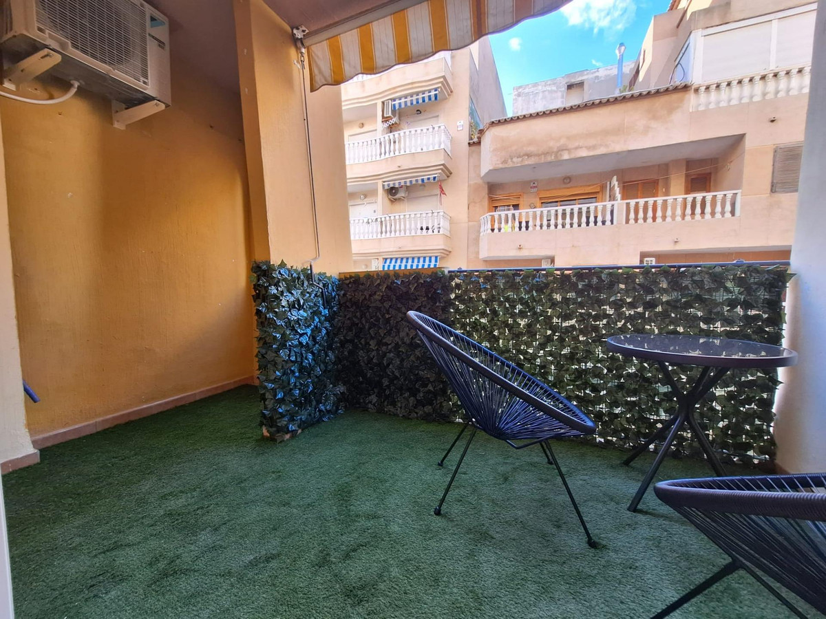 Se vende Apartamento Planta Media de 1 dormitorios en Costa Blanca, Alicante, España