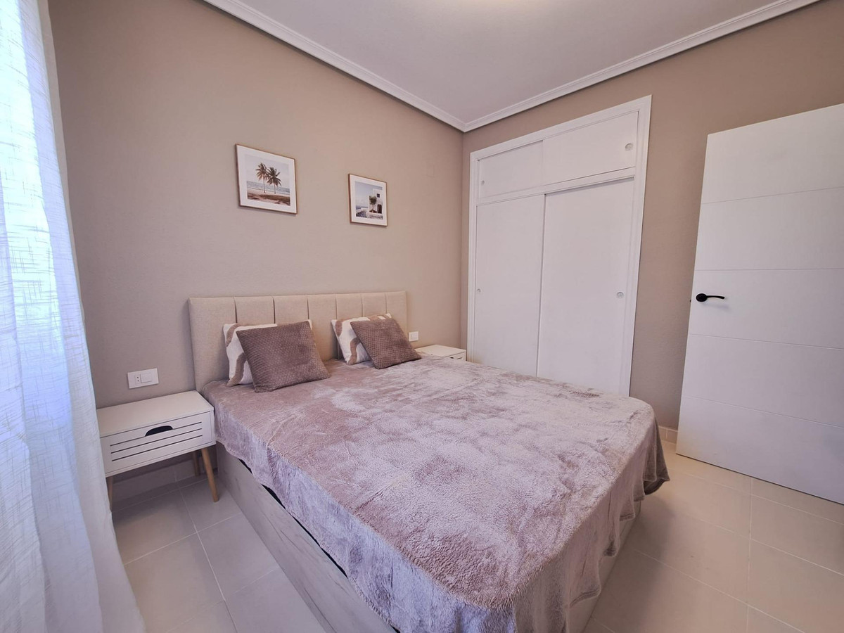 Se vende Apartamento Planta Media de 1 dormitorios en Costa Blanca, Alicante, España