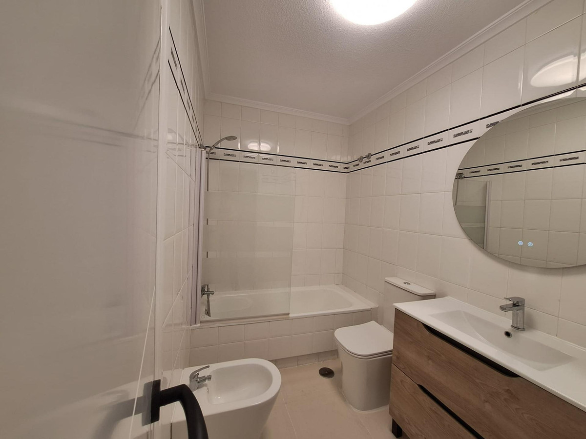 Se vende Apartamento Planta Media de 1 dormitorios en Costa Blanca, Alicante, España