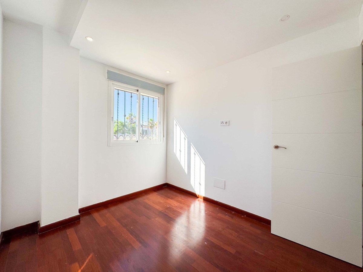 2 Bed Apartment for sale in Punta Prima Costa Blanca, Alicante, Spain