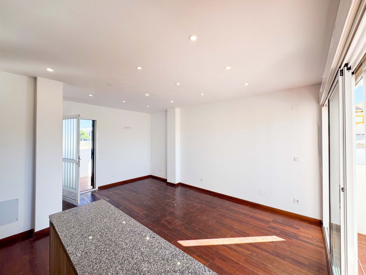 2 Bed Apartment for sale in Punta Prima Costa Blanca, Alicante, Spain