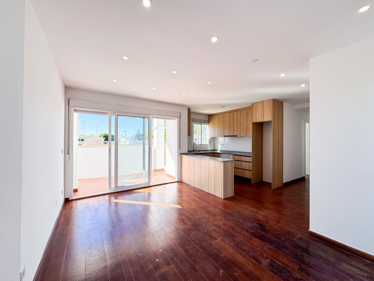 2 Bed Apartment for sale in Punta Prima Costa Blanca, Alicante, Spain