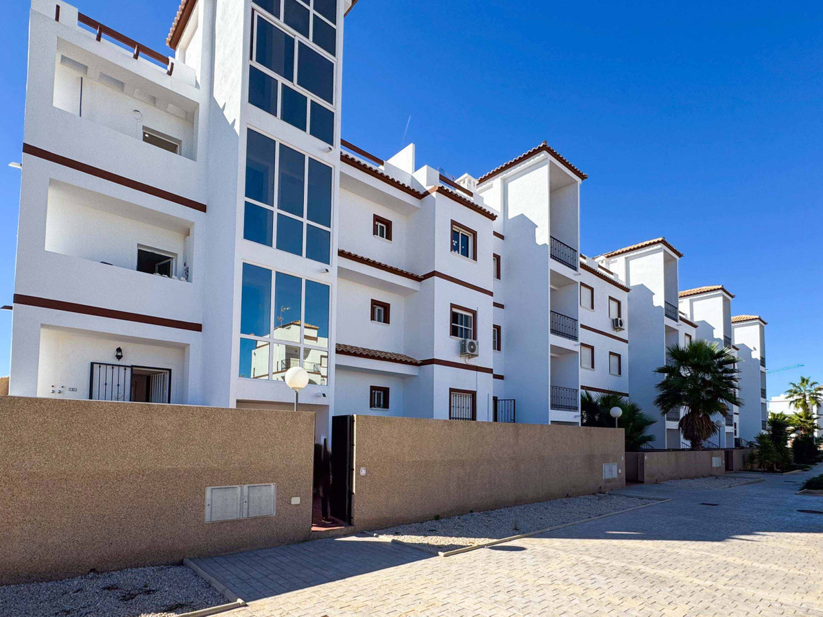2 Bed Apartment for sale in Punta Prima Costa Blanca, Alicante, Spain
