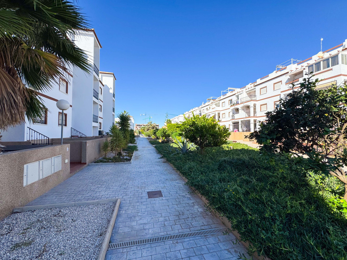2 Bed Apartment for sale in Punta Prima Costa Blanca, Alicante, Spain