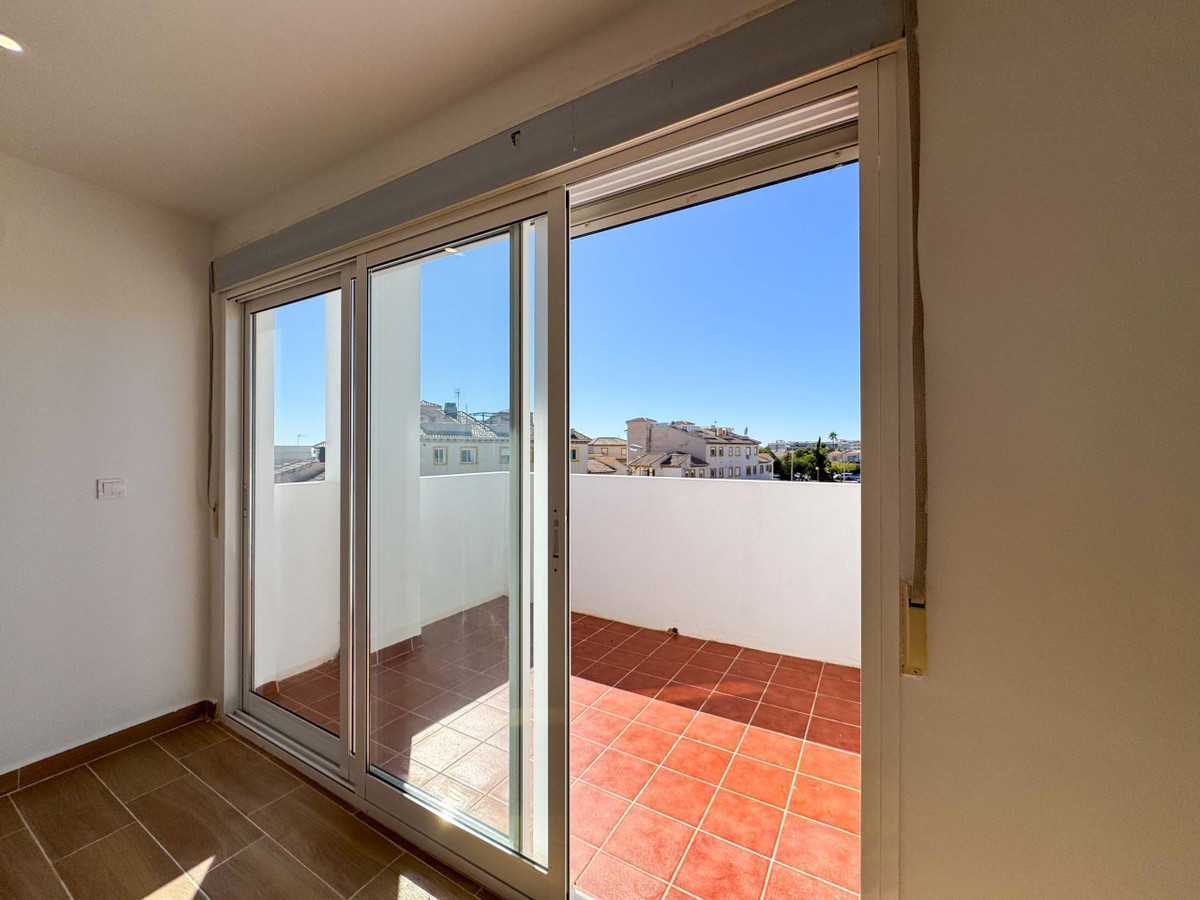 2 Bed Apartment for sale in Punta Prima Costa Blanca, Alicante, Spain