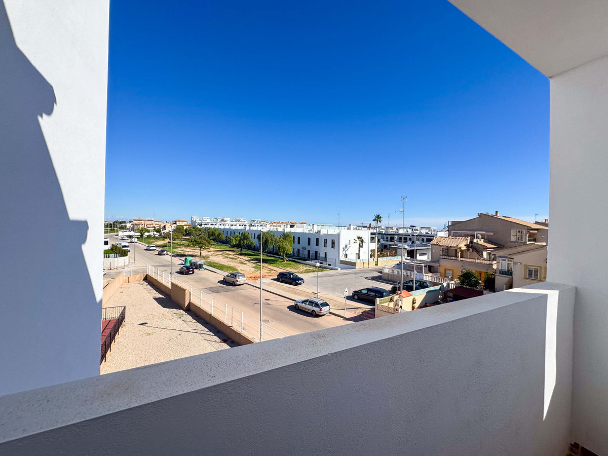 2 Bed Apartment for sale in Punta Prima Costa Blanca, Alicante, Spain
