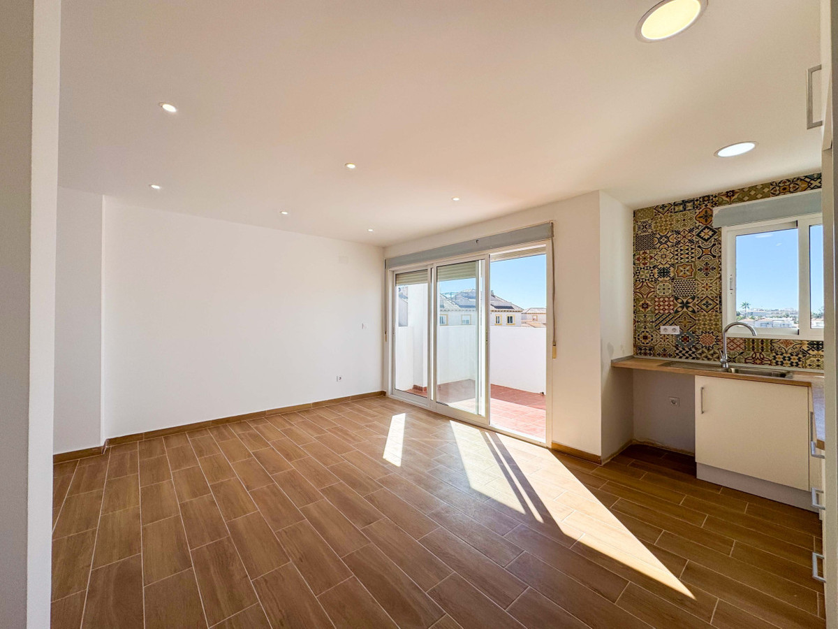 2 Bed Apartment for sale in Punta Prima Costa Blanca, Alicante, Spain