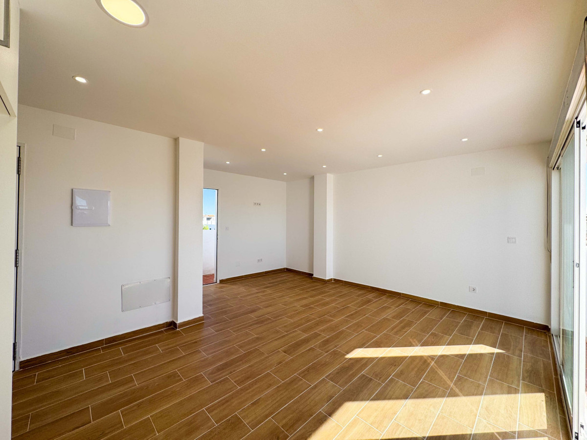 2 Bed Apartment for sale in Punta Prima Costa Blanca, Alicante, Spain