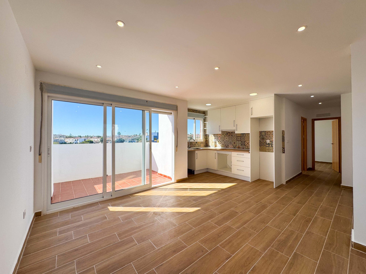 2 Bed Apartment for sale in Punta Prima Costa Blanca, Alicante, Spain