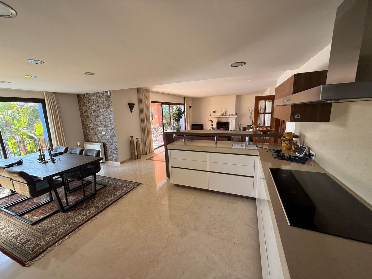 3 Bed Townhouse for sale in Marbesa Costa Del Sol, Málaga, Spain