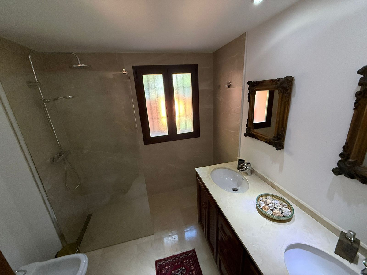 3 Bed Townhouse for sale in Marbesa Costa Del Sol, Málaga, Spain