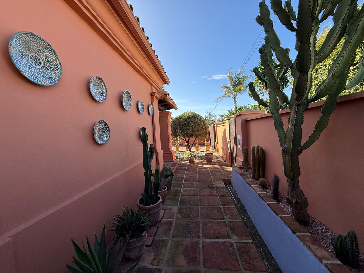 3 Bed Townhouse for sale in Marbesa Costa Del Sol, Málaga, Spain