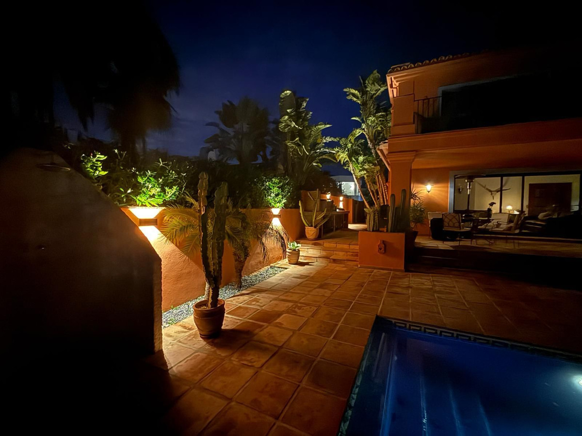 3 Bed Townhouse for sale in Marbesa Costa Del Sol, Málaga, Spain