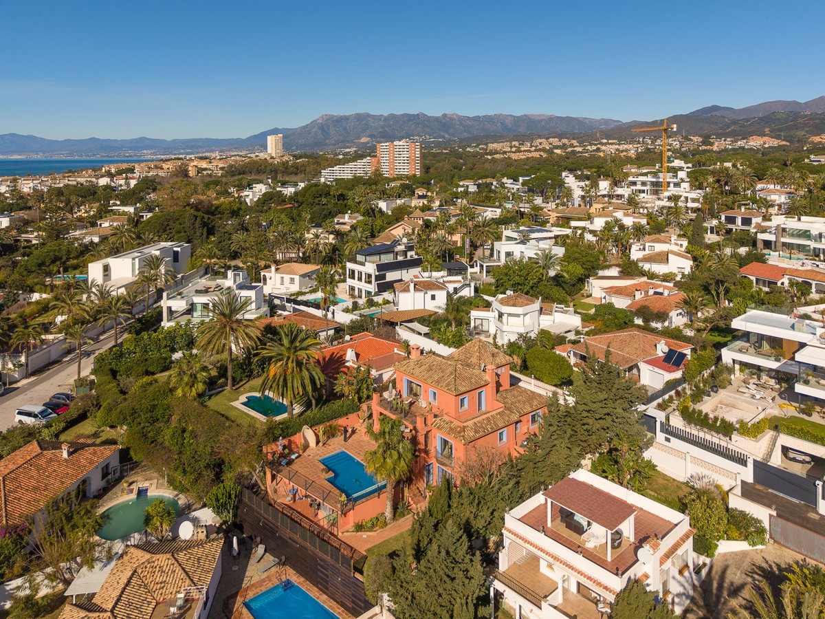 3 Bed Townhouse for sale in Marbesa Costa Del Sol, Málaga, Spain