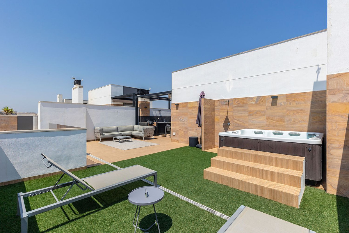 Se vende Ático de 3 dormitorios en Costa Blanca, Alicante, España