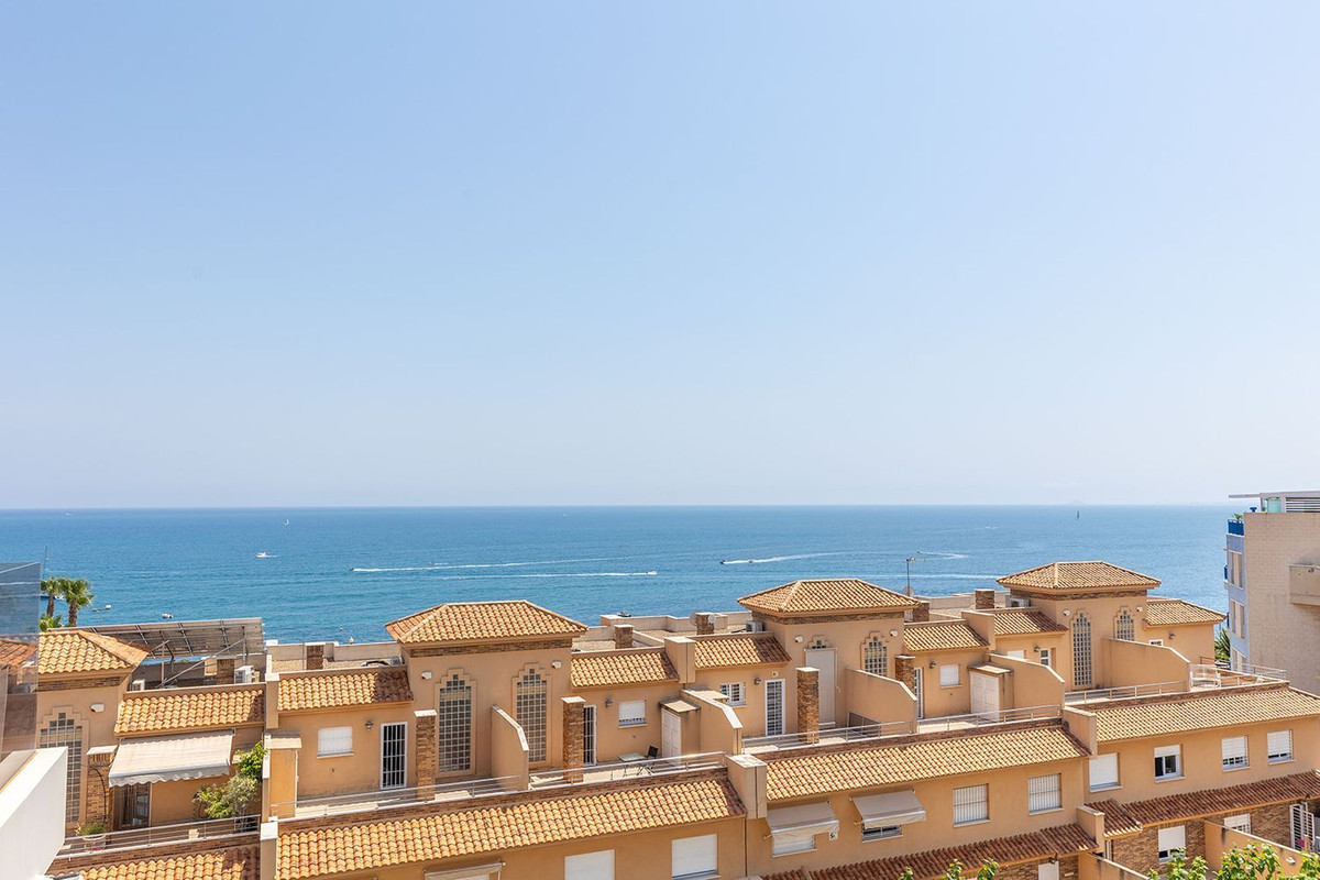 Se vende Ático de 3 dormitorios en Costa Blanca, Alicante, España