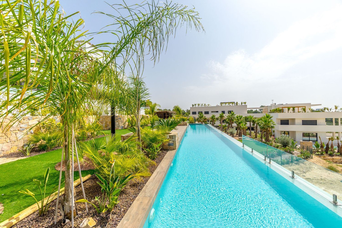 Se vende Apartamento Planta Media de 2 dormitorios en Costa Blanca, Alicante, España