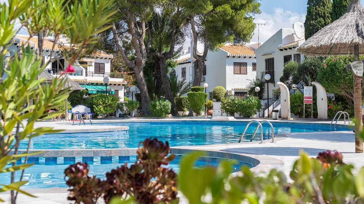 2 Bed Apartment for sale in Cabo Roig Costa Blanca, Alicante, Spain