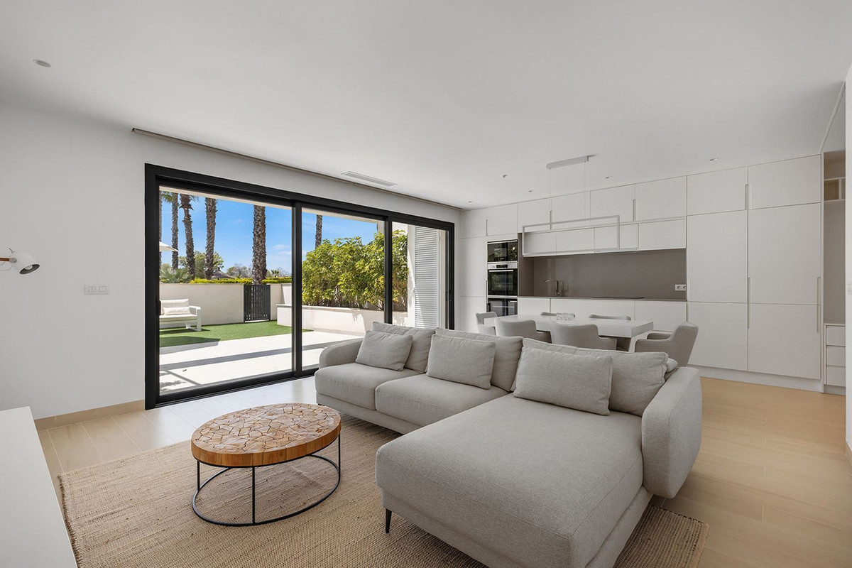 3 Bed Apartment for sale in Las Colinas Golf Costa Blanca, Alicante, Spain