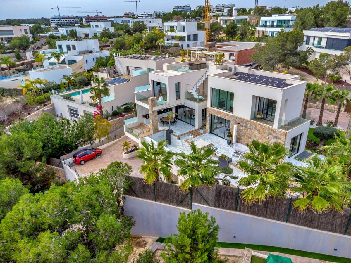 4 Bed Townhouse for sale in Las Colinas Golf Costa Blanca, Alicante, Spain