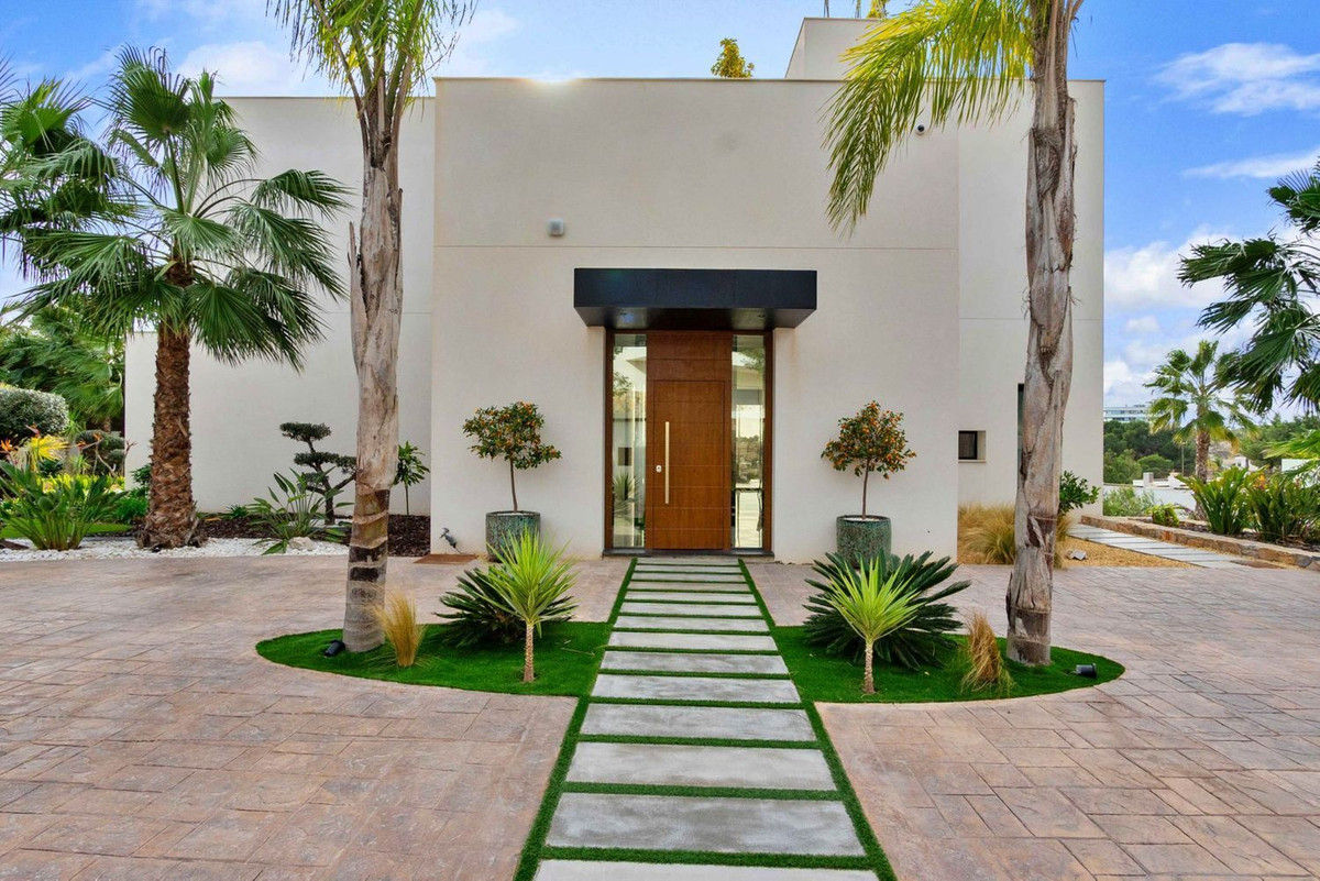 4 Bed Townhouse for sale in Las Colinas Golf Costa Blanca, Alicante, Spain
