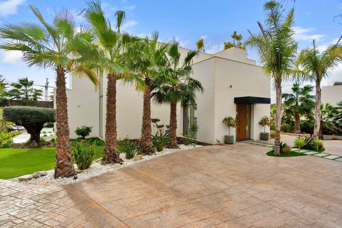 4 Bed Townhouse for sale in Las Colinas Golf Costa Blanca, Alicante, Spain