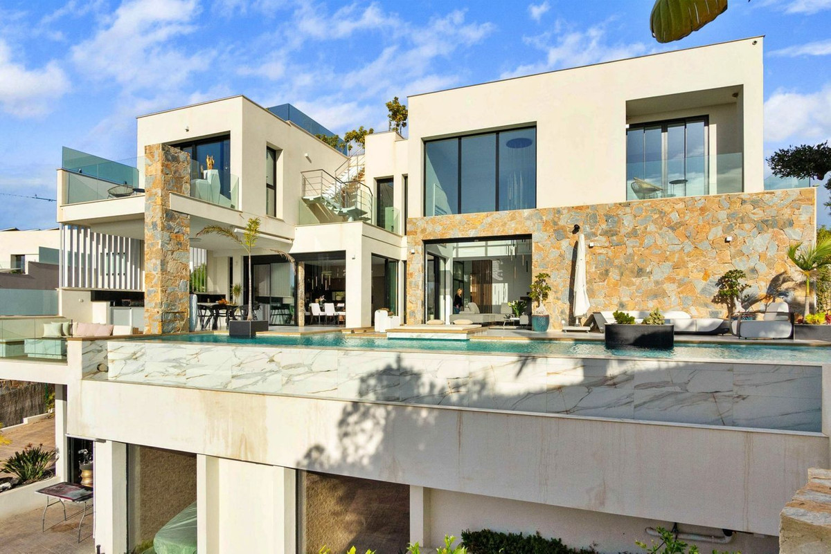 4 Bed Townhouse for sale in Las Colinas Golf Costa Blanca, Alicante, Spain